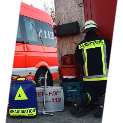 Uni_Bild_Türöffnung_neu.jpg